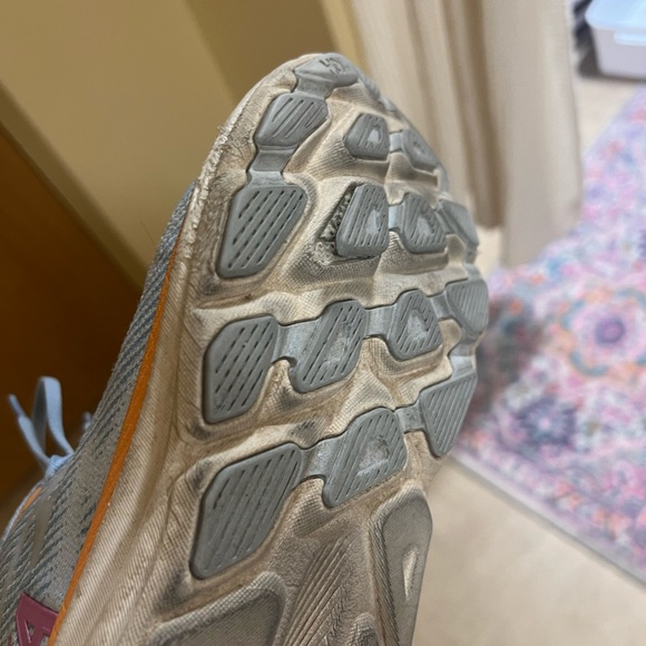 HOKA Clifton 9 Shoes - Picture 5 of 7